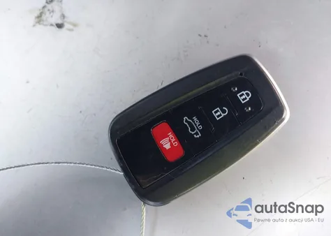 2019 Toyota Rav4 Xle из США, поврежденный, VIN JTMW1RFV2KD024228